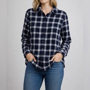 Lands’ End Plaid Flannel Shirt Small 100% Cotton Blue